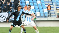 Slovan v emóciami nabitom zápase zdolal Nitru, Trnava prehrala v Michalovciach