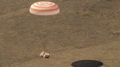 Na Zem sa vrátila trojčlenná rusko-americká posádka ISS