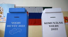 Volebné výhry aj porážky: Víťazmi sú tradičné politické strany, marketingové projekty pohoreli