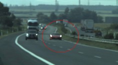 Na Ferrari sa rútil po diaľnici 240 km/h. Zaplatil pokutu a šiel ďalej