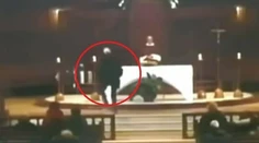 Muža, ktorý v najväčšom kanadskom kostole pobodal kňaza, obvinili s pokusu o vraždu