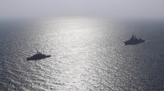 Nezvyčajná scéna z vôd sporného súostrovia: Čínska vojnová loď naháňala ruskú fregatu, Japonci podali protest