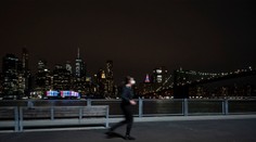 Obmedzenie sociálnych kontaktov v USA môže trvať až do roku 2022