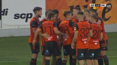 VIDEO: Ružomberok doma zdolal Podbrezovú vďaka skvelej strele Hladíka. Zápas priniesol dve vylúčenia