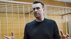 Ruského opozičného politika Navaľného poslali na 30 dní do väzenia