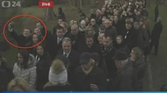 Tak to je hanba. Český politik pohoršil svet, urobil si selfie v koncentráku