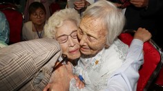 FOTO: Dojímavé stretnutia rozdelených kórejských rodín. Nevideli sa vyše 60 rokov