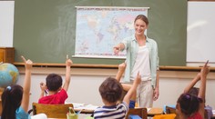 Svetový deň učiteľov: Mladý komik im vzdáva úctu s humorom