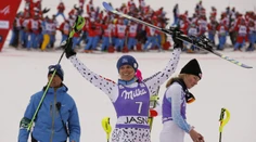 V historickom slalome Zuzulová tretia, glóbus súperke