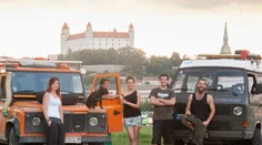 Slováci prešli na starých autách 12-tisíc kilometrov okolo Čierneho mora