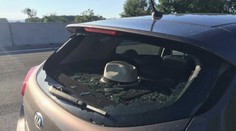 Bratislavčana, ktorý rozbíjal autá na D1 pri Piešťanoch, zmlátili vodiči zničených áut