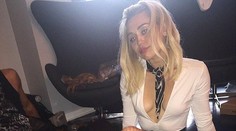 Miley Cyrus s dlhými vlasmi. Konečne nevyzerá ako chlap!