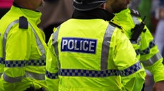 Britská polícia zasahovala v Manchestri proti novodobým otrokárom, oslobodila 17 ľudí