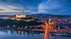 Takmer tretina Slovákov považuje rok 2023 za horší, ako očakávali, ukázal prieskum