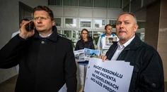 Visolajský vyzval vládu, aby si znova sadli za rokovací stôl. Matovičov šek odmietol