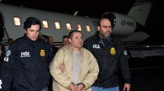 Mexiko vydalo narkobaróna Guzmána do USA