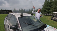 Neraz ich ostreľujú ako na bojisku a ide im aj o život. Zberači golfových loptičiek majú riskantné povolanie