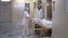 Munícia mužovi vybuchla priamo v rukách, keď ju pílil