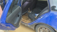 FOTO a VIDEO: Pavlovce zažili jeden z najhorších dní v histórii. Za pár minút zaplavilo cesty, autá aj domy