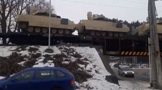 Slovenskom sa presúval vojenský arzenál. Ministerstvo mlčí