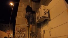 Nočná mora pre Bratislavu. Sprejeri ju ničia grafitmi