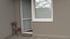 Na prvý pohľad balkón ako každý iný. Niečo dôležité mu však chýba