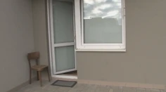 Na prvý pohľad balkón ako každý iný. Niečo dôležité mu však chýba