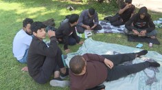 Migrantov pribúda aj v Košiciach. Mnohí miestni im ochotne pomáhajú