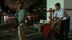 Iba 17-ročný mladík zastrelil v Turecku troch policajtov