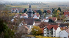 Nemci z dediny Trumpových predkov sa za neho hanbia