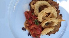 Cibuľové placky s cibuľovými krúžkami v pivnom cestíčku