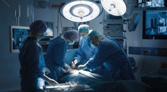 Fatálna chyba lekárov v Bardejove. Pri uspávaní a zavádzaní trubice do hrdla prepichli priedušnicu, pacientka zomrela