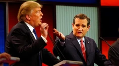 Trumpovi republikánski súperi v najnovšej debate nešetrili kritikou