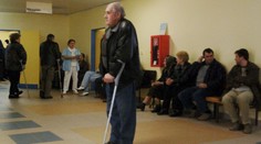 Invalidné vozíky, chodítka či barle. Hrozí, že ich onedlho nezoženiete