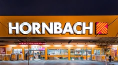 Hororová nehoda v obchode pre domácich majstrov: Plne naložený nákupný vozík v Nemecku zabil batoľa (†1)