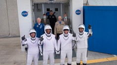 Vesmírna kapsula spoločnosti SpaceX sa úspešne pripojila k ISS