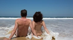 Svadba na nudistickej pláži? Taliansky ostrov spúšťa novinku, intimitu za tým nehľadajte