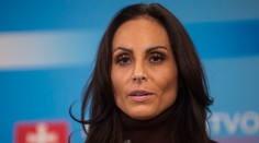 Na demisiu Dolinkovej reagujú predstavitelia koalície. Medzi Hlasom a SNS sa črtá nový konflikt