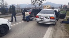 Podsvetie si vybavovala účty v Kráľovskom Chlmci. Róbert Ficu v akcii