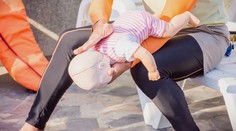 Korálky, guľôčky či figúrky zo stolových hier. Ako postupovať, keď sa nimi dieťa dusí a čomu sa rozhodne vyhnúť