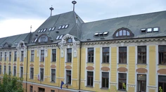 Rybníček sa chce rozprávať s vedením školy, ktorá zrušila dúhovú akciu. Nesmú podľa neho ustupovať Mazurekovi