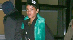 Nie je náročná. Rihanna v teplákoch za 8 eur