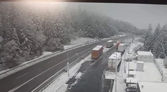 Na severe napadol prvý sneh. Takmer celé Slovensko potrápia dážď aj vietor