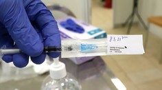 Španielsko bude vakcínou od AstraZenecy očkovať len ľudí od 60 do 65 rokov