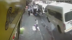 VIDEO: Všetky autá na ulici vyleteli do vzduchu. V Johannesburgu zabíjal záhadný výbuch