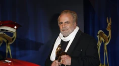 Vo veku 83 rokov zomrel oscarový herec Maximillian Schell