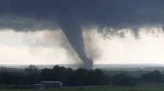 Mohutné tornáda v Oklahome zabíjali. Ničili domy aj autá