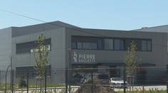 Desiatky infikovaných vo firme z juhu Slovenska vyrábajúcej sendviče a plnené bagety