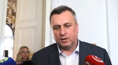 SNS pozvala Smer a Hlas na rokovanie