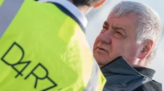 Minister dopravy chcel diaľničné známky zdražovať, so zrušením nesúhlasí